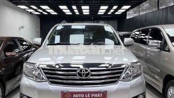 Toyota Fortuner 2012 2.7V 4x4 AT - 120000 km