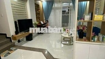 Cho thuê nhà nguyên văn Nguyễn Văn Linh, 3 tầng, 3 PN, gần sân bay