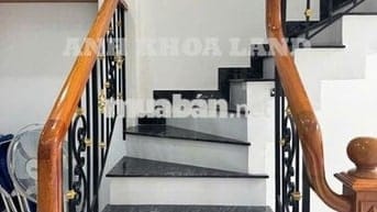 957hbc - Nhà có lửng , đường xe hơi , khu dân cư an ninh