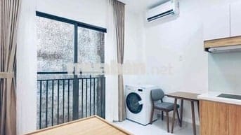 Studio Ban Công 28m2 - Máy Giặt Riêng - Thang Máy - Nguyễn Tri Phương