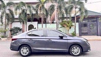 Honda City 2023 1.5 i-VTEC - 70000 km