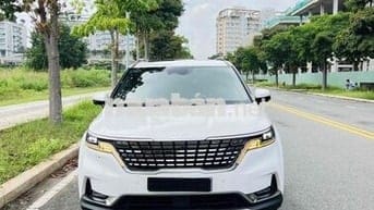 Kia Carnival 2023 Signature 2.2D - 46000 km