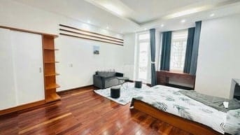 CĂN HỘ 45m2 FULL NỘI THẤT CỬA SỔ BAN CÔNG RỘNG Ở BÌNH THẠNH GẦN Q1,Q3