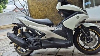 Xe đẹp hình sao xe vậy