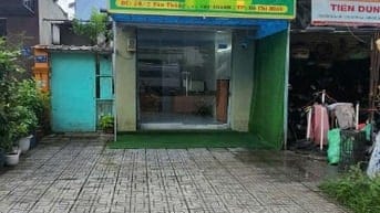 Cho thuê nhà riêng tại Mặt tiền đường Bờ Bao - Tân Thắng, Tân Phú. 