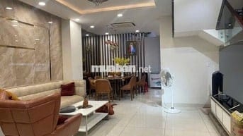 BÁN NHANH căn nhà BÌNH THỚI.Q11.Giá hạ còn 3TỶ 550. đang cho thuê 17tr