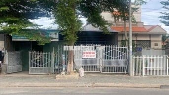 Cần bán đất ở ngã tư quốc lộ 1A giáp đường phan đăng lưu