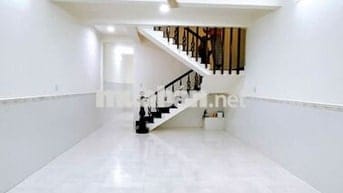 Nhà Mới Đẹp - Mặt Tiền Hiền Vương, Quận Tân Phú. DT: 4,5x20met, 3 Tấm