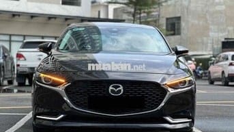 Mazda 3 2022 1.5L Premium - 61000 km