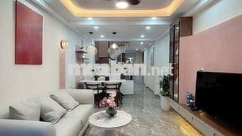 Ngay Sát Phan Xích Long - 7tỷ - 5 Tầng Xinh Xắn - Vào Ở Ngay