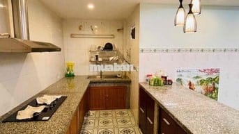 Giảm 100 triệu, chính chủ gởi bán nhà khu đô thị Long Hưng 100m2