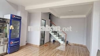 Nhà mới xây mặt tiền thuận tiện kinh doanh ,buôn bán, vỉa hè dài 10m .