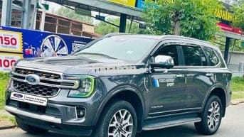 Ford Everest Titanium 4x2 AT 2023 - Ghi Xám