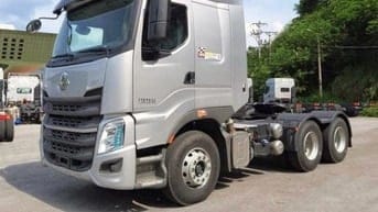 Bán 2 xe đầu kếo ChengLong 2015 mua chính hãng, máy đang chạy tốt