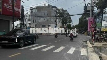 cần bán căn nhà mặt tiền kinh doanh ngay thích quảng đức