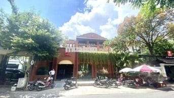 Bán nhà mặt phố Tô Hiệu, Cầu Giấy, kinh doanh, mặt tiền khủng, sầm uất