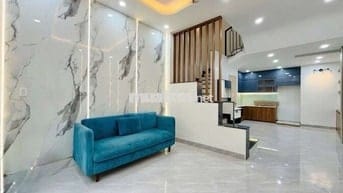 Nhà Xây Mới 3 Tầng 3 PN 48M2, Gần VinCom Quang Trung