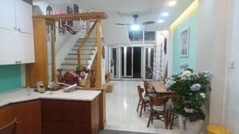 CHO THUÊ NHÀ 3 TẦNG HẺM OTO - CHƯƠNG DƯƠNG. LINH CHIỂU. THỦ ĐỨC