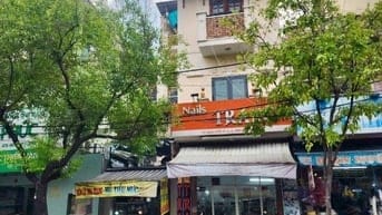 Chính Chủ Cho Thuê Nhà MT Vạn Kiếp 7x15ngay Phan Xích Long Khu sần uất