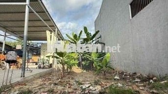 Đất Ngộp Gần Chợ Bà Điểm , Hóc Môn , HCM 88m2 SHR