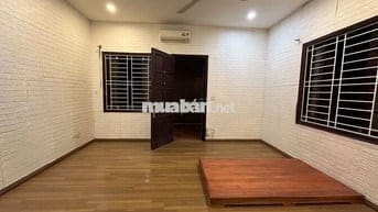 Phòng full đồ tại Bồ Đề, Long Biên