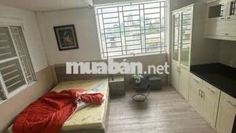 🌤️ STUDIO RỘNG 40M² – BẾP DÀI, CỬA SỔ SIÊU THOÁNG, SÂN THƯỢNG RIÊNG