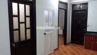 Căn hộ 60m2, 2PN, 2WC gần Ngã Tư Sở