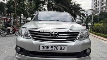 Toyota Fortuner 2013 2.7V 4x4 - 15000 km