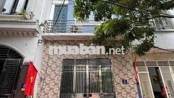 BÁN NHÀ GIÁ RẺ NHẤT NGỌC THUỴ - LONG BIÊN - 38M XÂY 4 TẦNG MT 4.7M