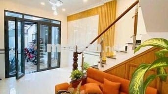 NHÀ 2 LẦU MỚI & ĐẸP – SHR– DT 31M2 - P.BÌNH ĐÔNG (MỚI), QUẬN 8 CŨ 🌿