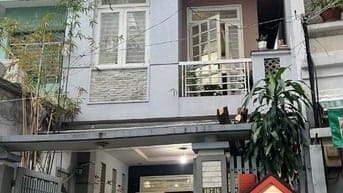 Nhà Bán khu Trung Tâm Gần Chợ 