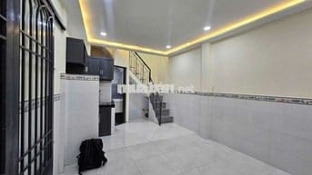 Q.6, Nhà mới đẹp 2 tầng, hẻm rộng, ô tô đổ cổng, giá rẻ