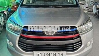 Gia đình bán xe Innova 2019