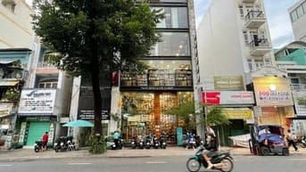 Bán gấp nhà 8,5x30m - MT Cao Thắng (gần Võ Văn Tần), Quận 3