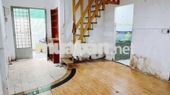 BẾN VÂN ĐỒN Q4- SÁT MT- 4 TẦNG- 27m2- 4PN- CHỈ 3 TỶ NHỈNH