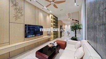 Bán Nhà Ngộp Gần Chợ Bà Điểm,Hoc Môn 55m2 2Tỷ350 Đang Cho Thuê 7Tr/thg