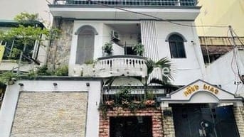 Diện tích 9x24m- Mặt bằng 611 Điện Biên Phủ,Quận 3- Riêng biệt, Giá 3x