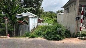 Bán nhà mặt tiền đường Nhựa phường Tương Bình Hiệp, TP Thủ Dầu Một, Bì