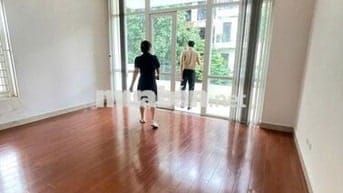 Cho thuê nhà ngõ 46 Phạm Ngọc Thạch 4,5T, Dt60m2,ôto đỗ cửa,16tr/th