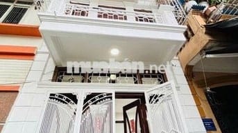 Chính chủ cho thuê nhà LK 146B4, KĐT Đại Kim - Nguyễn Cảnh Dị.