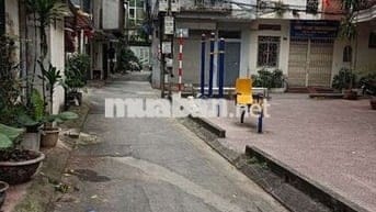 NHÀ TẬP THỂ TẦNG 3 PHỐ ĐẠI LA, NỘI THẤT ĐẦY GIÁ HƠN 3 YYR