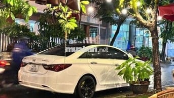 cần tiền bán nhanh xe nhập nguyên chiếc SONATA 2.0