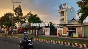 CĂN NHÀ MÁI THÁI (đã hoàng thiện) TẠI PHƯỜNG 3 - TP.VĨNH LONG !