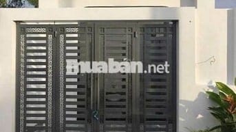 Cần bán gấp căn nhà cấp 4 ở Đ. Nguyễn Thị Lắng 157m2 SHR giá 995 triệu