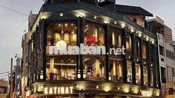 SIÊU PHẨM QUẬN 5 - CẦU CHÀ VÀ - 4 tầng - 3 MẶT TIỀN - 35tr/th