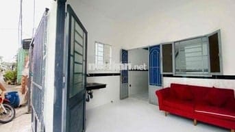 CHO THÊU NHÀ 1 PHÒNG NGỦ CÓ GÁC + 1 KHÁCH NGAY LÊ VĂN QUỚI