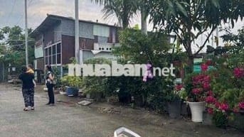 cho thuê kho đường Phạm Hữu Lầu 180m2 giá 12.5 tr