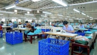 Bán kho xưởng 7.100m2, KCN Đức Hòa , Long An , có văn phòng : 1.000m2