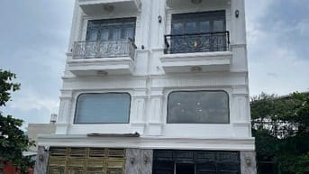 Bán nhà sổ hồng riêng vào ở ngay đường Hiệp Bình, phường Hiệp Bình.