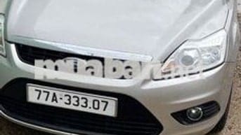 Ford Focus 2010 gia đình sử dụng
